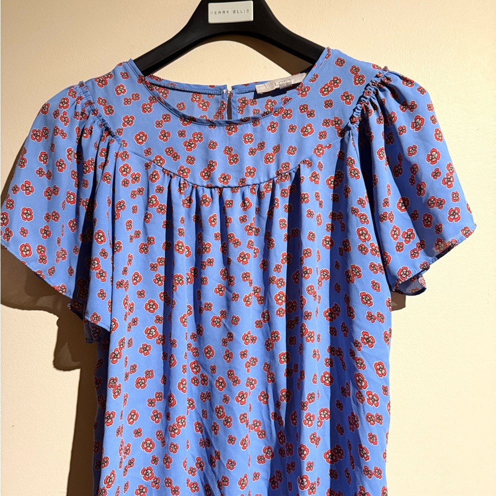 LOFT Blue Rayon Floral Blouse - Women's - Picture 7 of 9